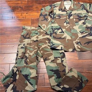military combat jacket and pants Medium-long